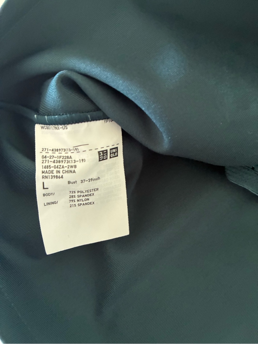 UNIQLO Racerback Padded Sports Bra Crop Top Teal Size L - Picture 4 of 4